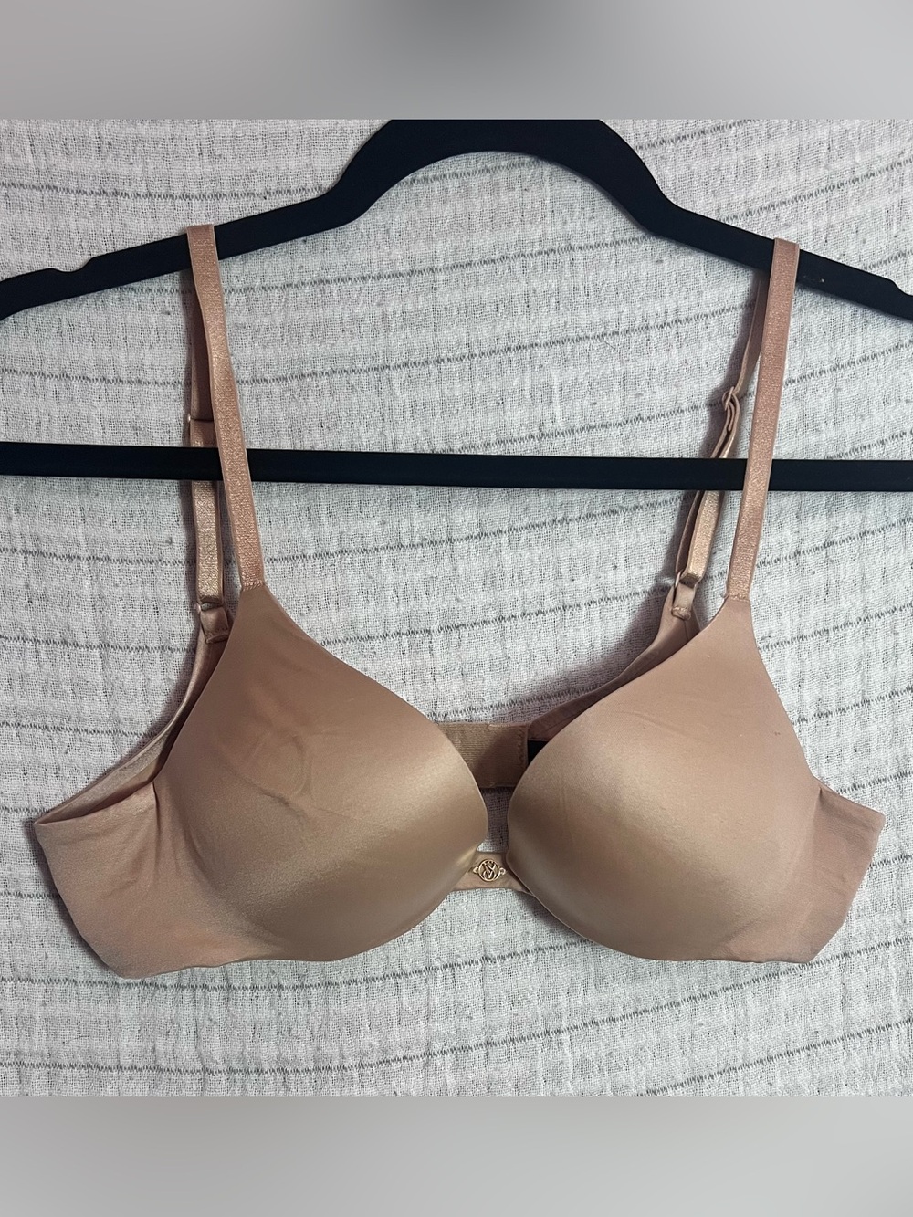 Victoria's Secret Smooth Nude Bra